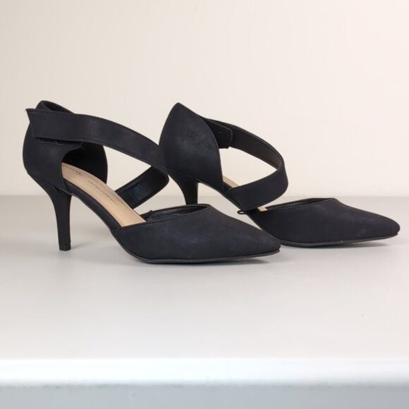 3/$20 George Asymmetric Pointed Heels Elegant Black Faux Suede Cushioned Shoes - Picture 6 of 13